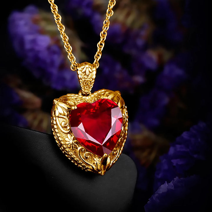 Heart Pendant made of 925 Silver with Rose Gold or Gold plating and Synthetic Stone.